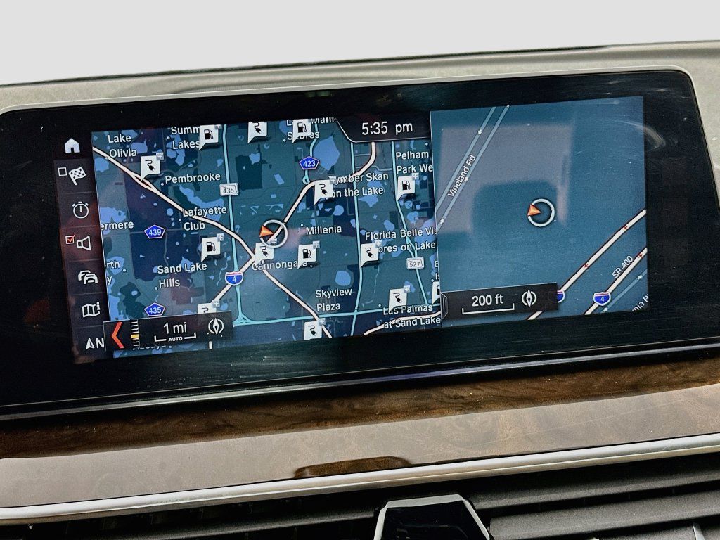 Used 2018 BMW 530e RWD image 15