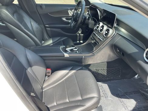 Used 2020 Mercedes-Benz C 300 4MATIC Sedan image 17