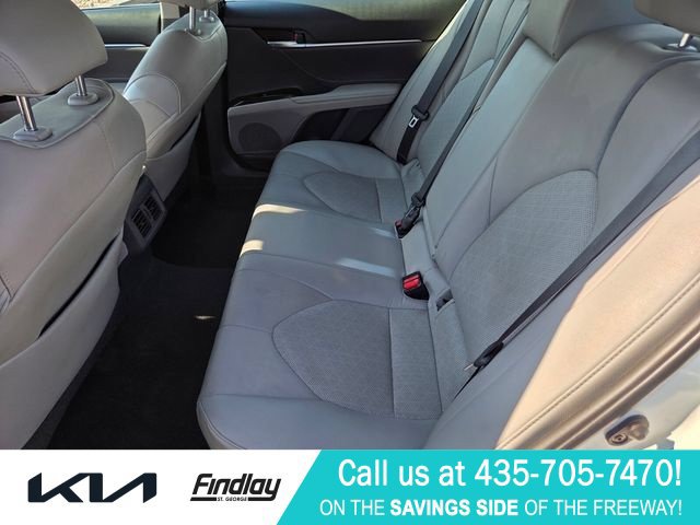 Used 2018 Toyota Camry XSE FWD image 12