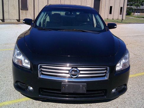 Used 2012 Nissan Maxima 3.5 SV w/ Premium Pkg FWD image 2