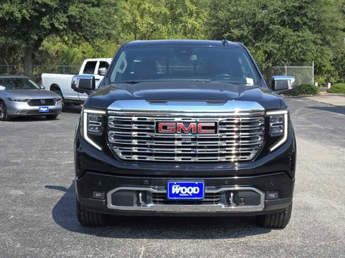 Used 2022 GMC Sierra 1500 Denali image 3