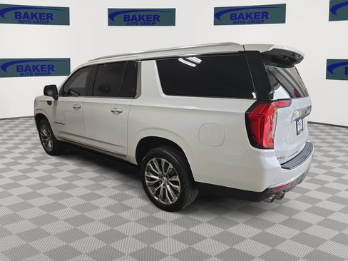 Used 2022 GMC Yukon XL Denali AWD/4WD image 7
