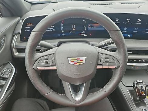 New 2025 Cadillac XT4 Sport w/ LPO, Onyx Lite Package image 10