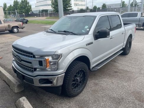 Used 2019 Ford F150 XLT w/ Equipment Group 302A Luxury RWD image 2