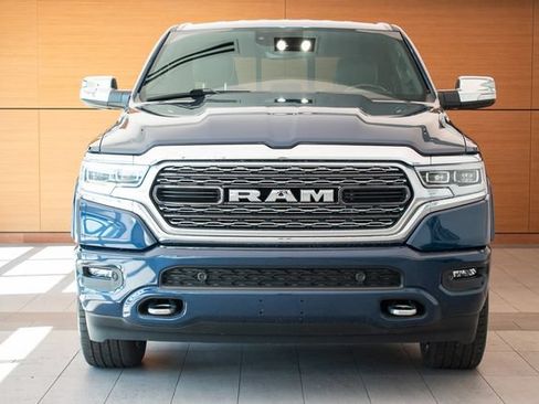 Used 2022 RAM 1500 Limited w/ Body-Colour Bumper Group AWD/4WD image 2