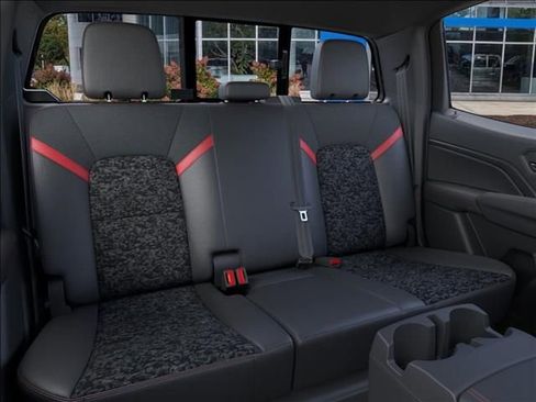 New 2026 Chevrolet Colorado Z71 w/ Technology Package AWD/4WD image 17