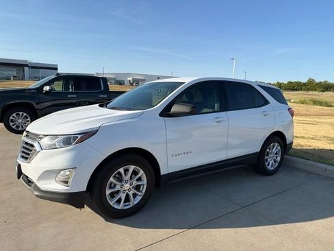 Used 2019 Chevrolet Equinox LS FWD image 8