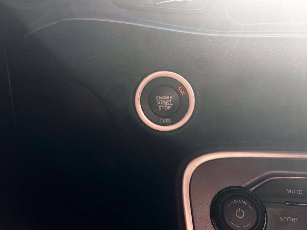 Used 2019 Dodge Challenger SXT RWD image 12