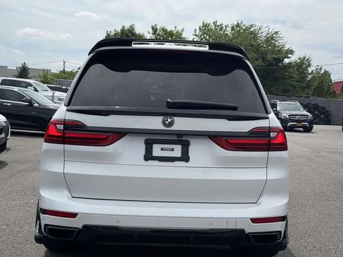 Used 2021 BMW X7 xDrive40i w/ Premium Package AWD/4WD image 10