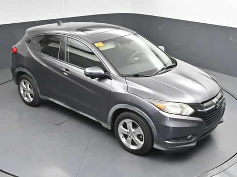 Used 2016 Honda HR-V EX image 32