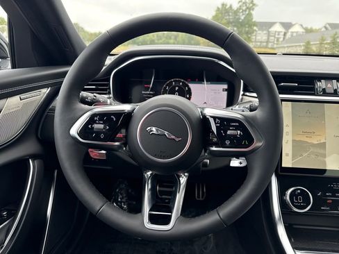 New 2024 Jaguar XF R-Dynamic SE image 18