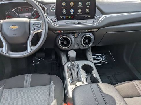 Used 2025 Chevrolet Blazer LT FWD image 25