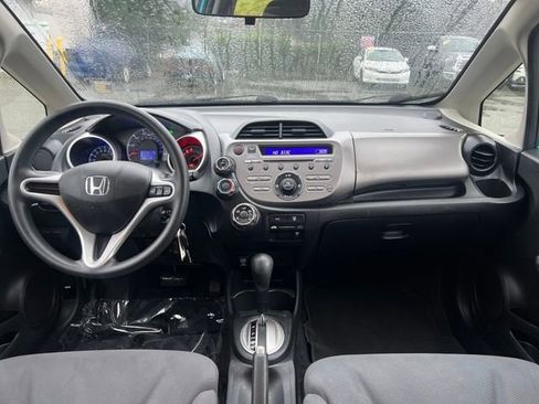Used 2013 Honda Fit image 12