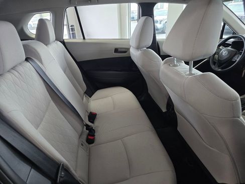 Used 2023 Toyota Corolla Cross L image 39