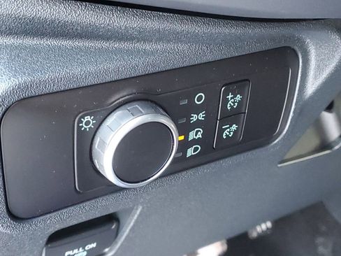 New 2025 Ford Bronco 4-Door image 9