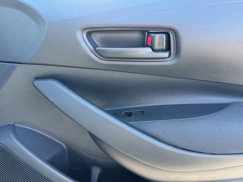 Used 2025 Toyota Corolla LE image 23