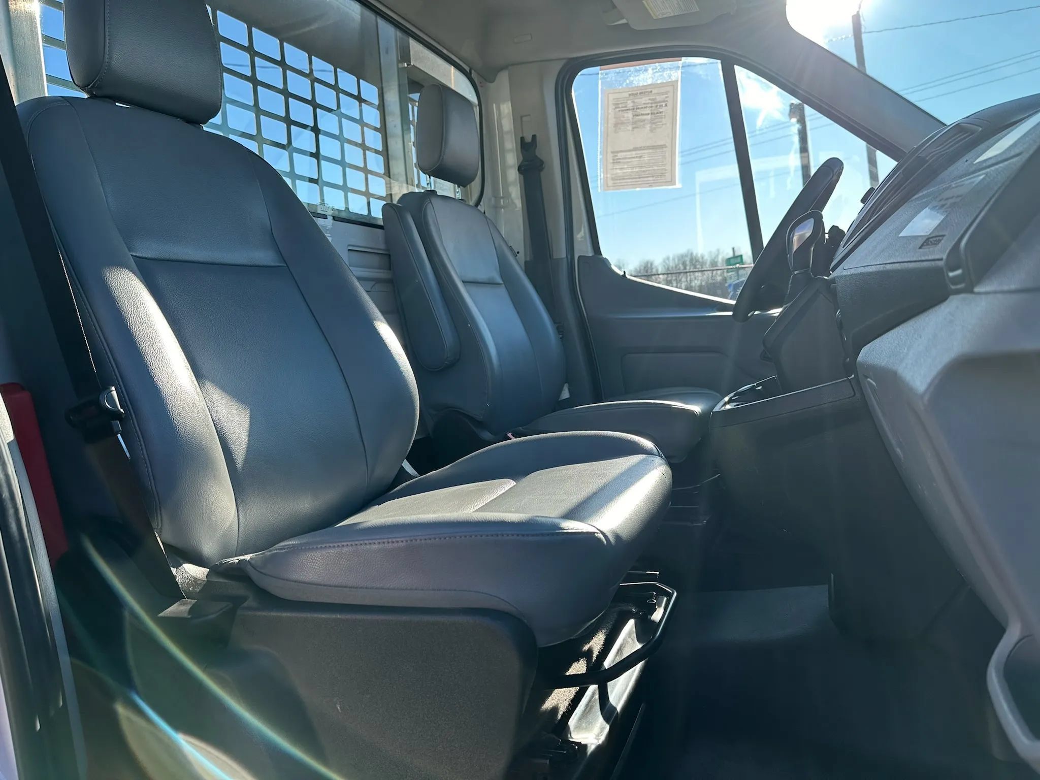 Used 2018 Ford Transit 250 138 RWD image 15