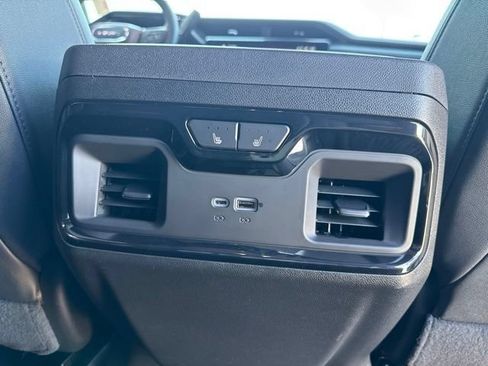 Used 2024 GMC Sierra 2500 AT4 w/ AT4 Premium Plus Package AWD/4WD image 22