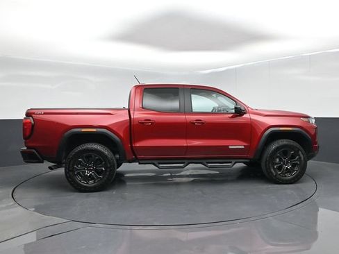 Used 2024 GMC Canyon Elevation w/ Elevation Premium Package AWD/4WD image 9