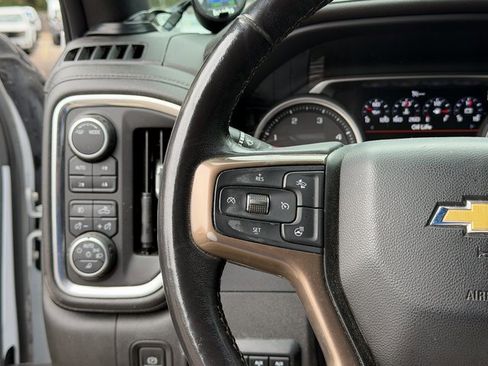 Used 2022 Chevrolet Silverado 3500 High Country w/ LPO, Hitch Package image 13