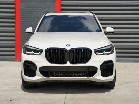 Used 2022 BMW X5 sDrive40i w/ M Sport Package RWD image 6