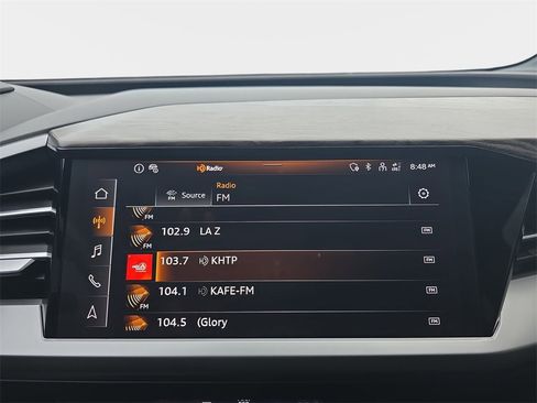 Used 2023 Audi Q4 e-tron Premium Plus image 21