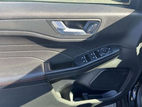 Certified 2023 Ford Escape ST-Line w/ Tech Pack #1 image 5