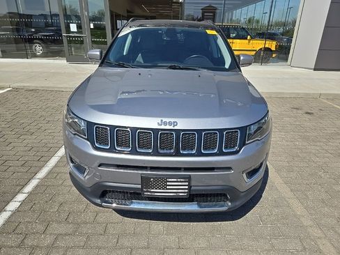 Used 2018 Jeep Compass Limited w/ Navigation Group image 2