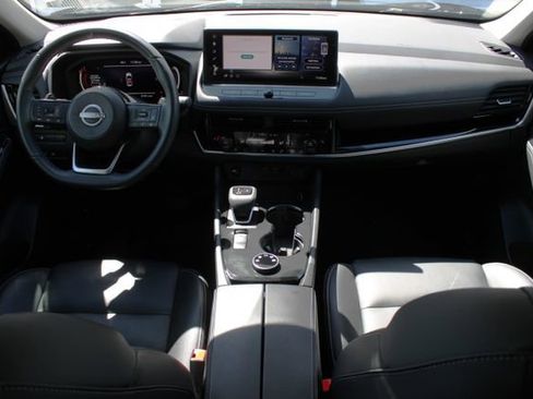 Used 2024 Nissan Rogue SL w/ SL Premium Package AWD/4WD image 14