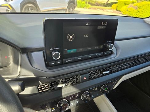 Certified 2023 Honda Accord EX image 16