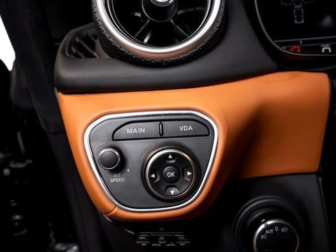 Certified 2016 Ferrari California T RWD image 43