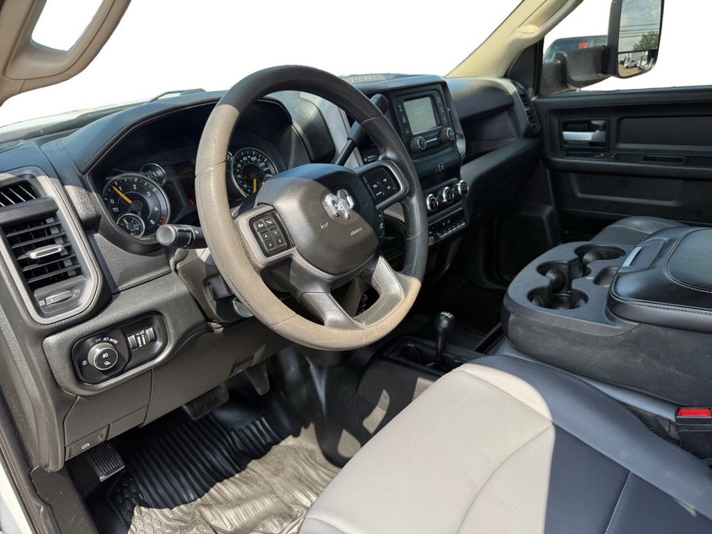 Used 2019 RAM 3500 Tradesman w/ Chrome Appearance Group AWD/4WD image 10