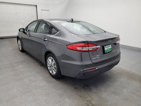 Used 2019 Ford Fusion SE image 5