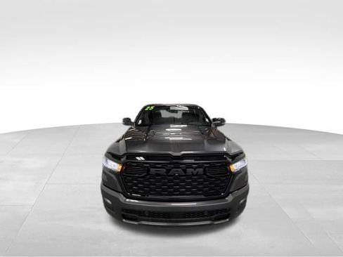 Certified 2025 RAM 1500 Big Horn AWD/4WD image 5