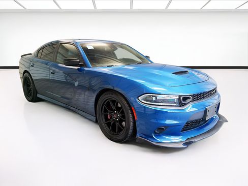 Used 2023 Dodge Charger Scat Pack w/ Plus Group RWD image 3