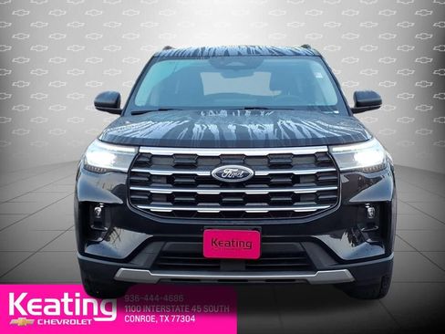 Used 2025 Ford Explorer Active w/ Active Comfort Package RWD image 10