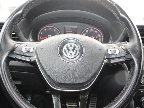 Used 2020 Volkswagen Passat 2.0T SEL image 18