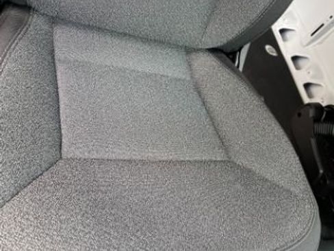 Used 2023 RAM ProMaster 2500 FWD image 12