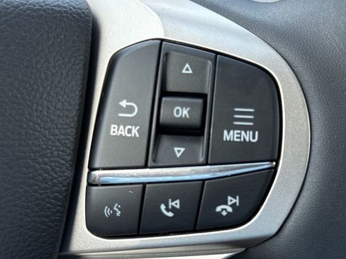 New 2026 Ford Explorer Active image 25