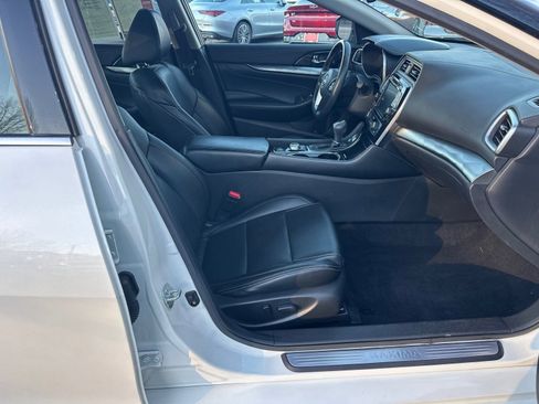 Used 2023 Nissan Maxima SV w/ Floor Mat Group image 13
