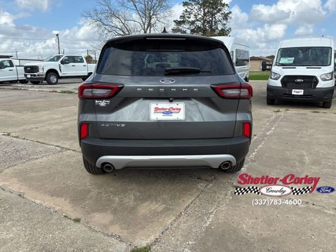 Used 2025 Ford Escape Active image 11