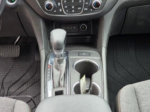 Used 2022 Chevrolet Equinox LT image 26