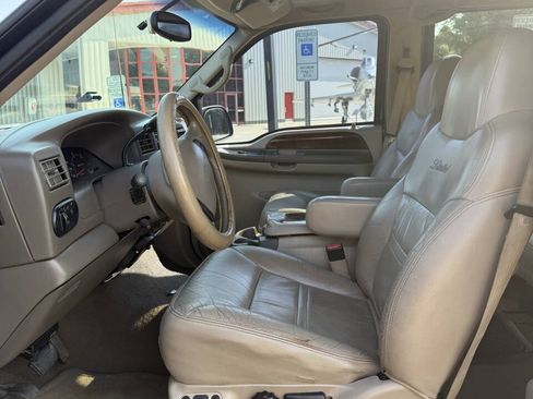 Used 2001 Ford Excursion Limited AWD/4WD image 5