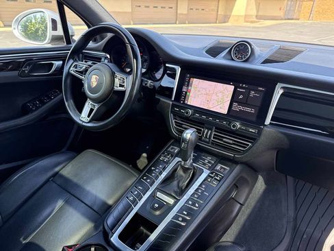 Used 2021 Porsche Macan AWD/4WD image 20