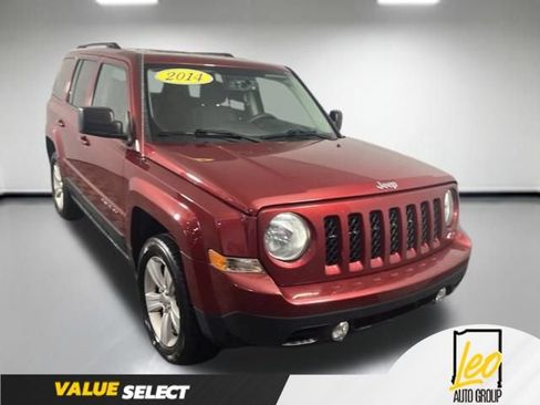 Used 2014 Jeep Patriot Sport w/ Power Value Group AWD/4WD image 8