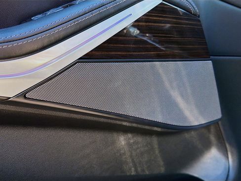 Used 2023 BMW X7 xDrive40i image 24