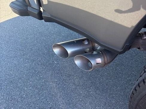 Used 2024 Ford F350 Lariat w/ FX4 Off-Road Package image 34