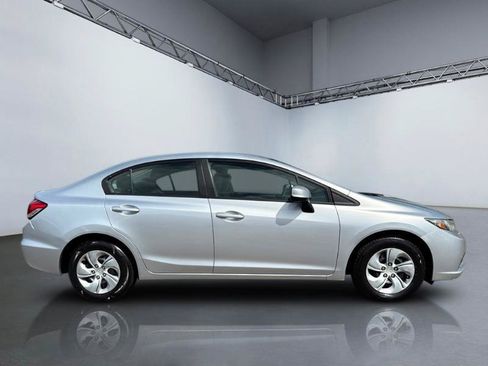 Used 2013 Honda Civic LX image 3