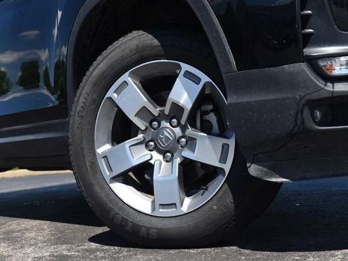 Used 2025 Honda Ridgeline RTL image 3