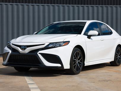 Used 2023 Toyota Camry SE w/ Convenience Package